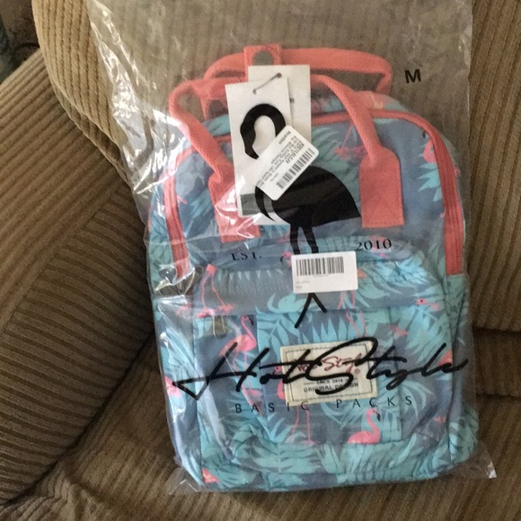 NWT Womens Floral Water Resistant Backpack Purse - Picture 2 of 4
